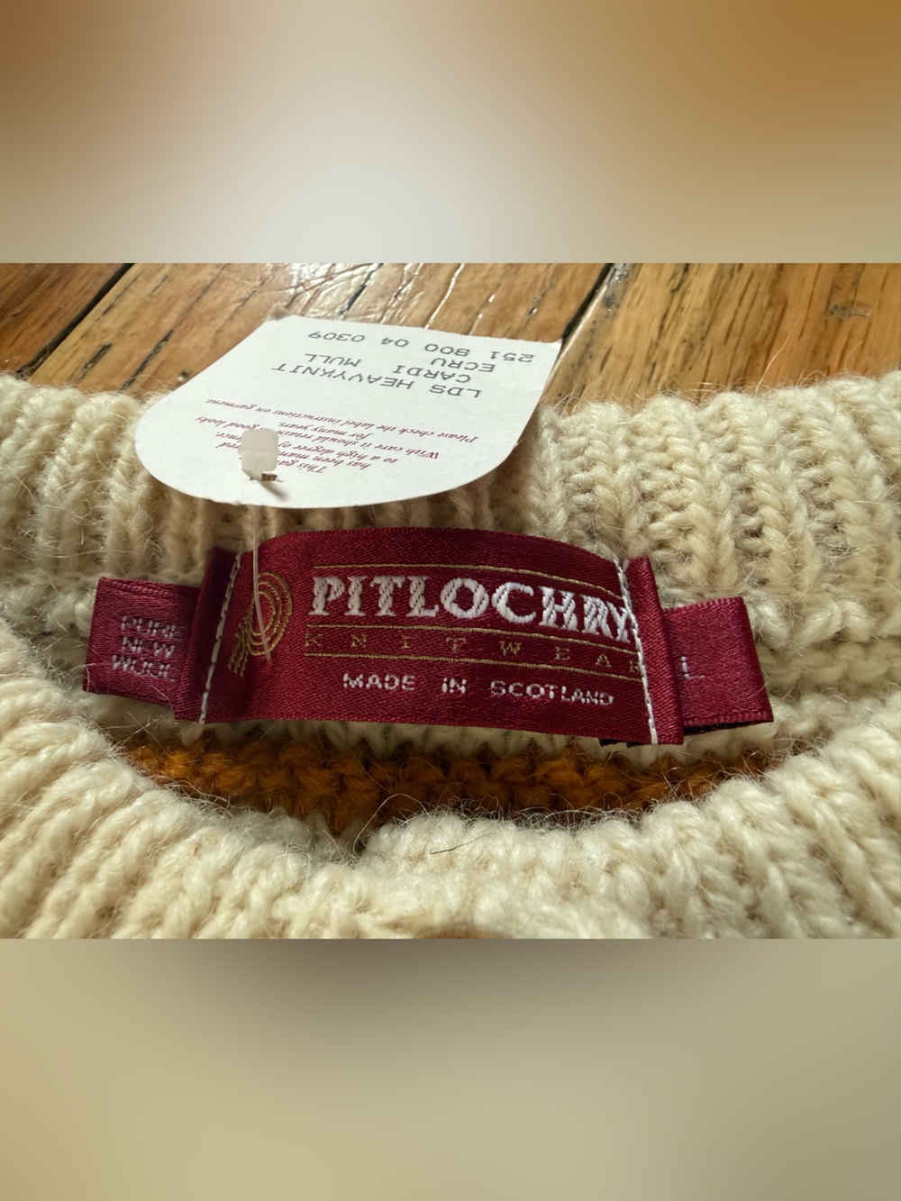 Pitlochry Cardigan Sweater Ivory/Multicolored 100% Wool Women’s Size L NWT - Picture 10 of 11